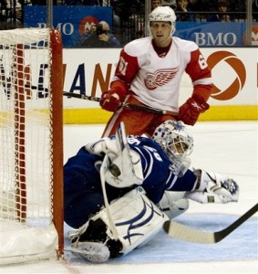 Jonas Gustavsson could be the Leafs' best netminder since Eddie Belfour. (Picture courtesy of yahoo.com)
