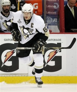 Sidney Crosby is hopeful he will be able to play in the team's opener. (Picture courtesy of Yahoo!)