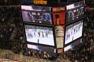 Jets beat Leafs 5 to 2