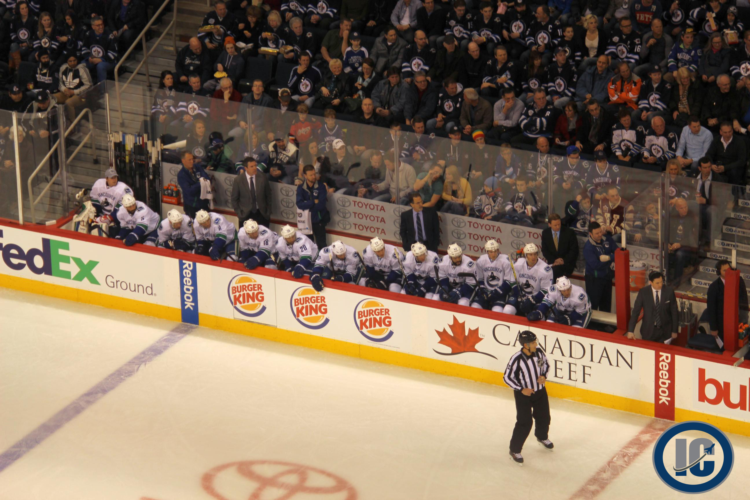 Canucks bench March 12 2014
