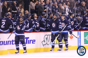 Jets win 2-1