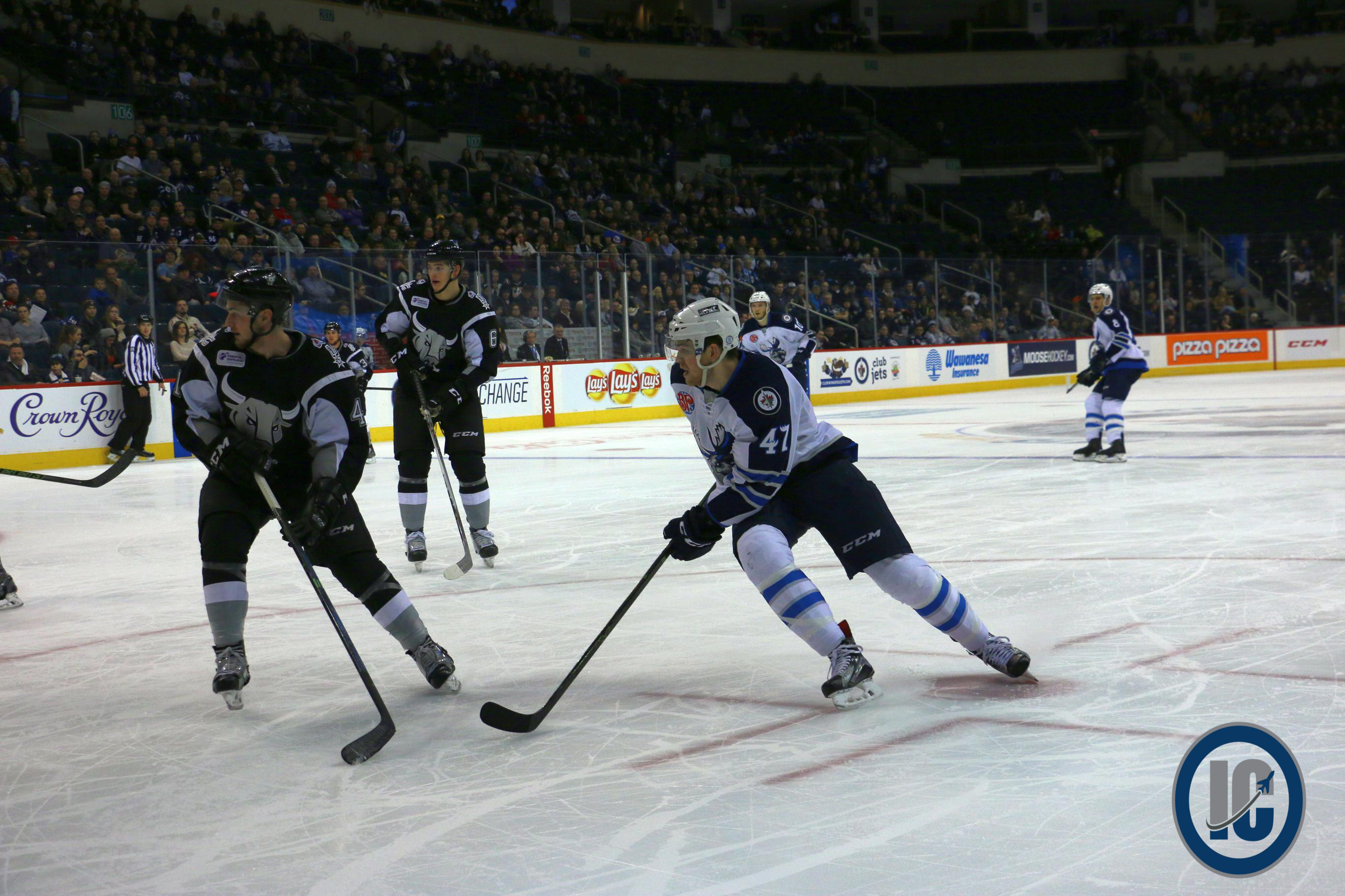 Lowry playing for the Moose