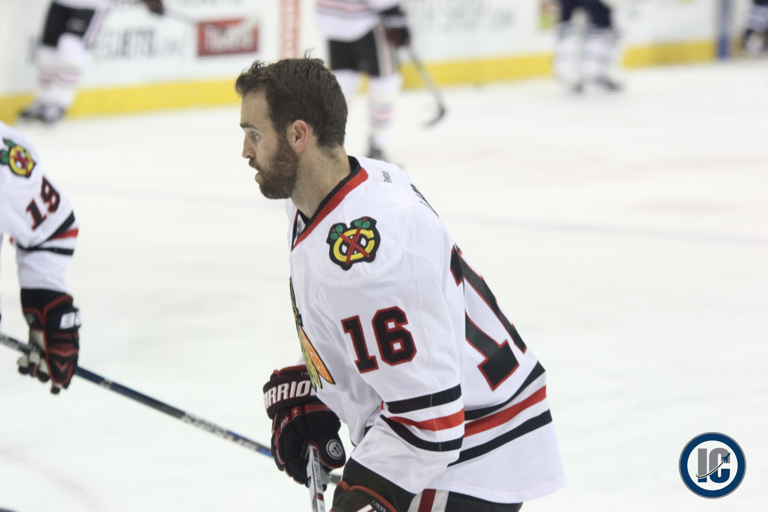 Andrew Ladd with the Hawks