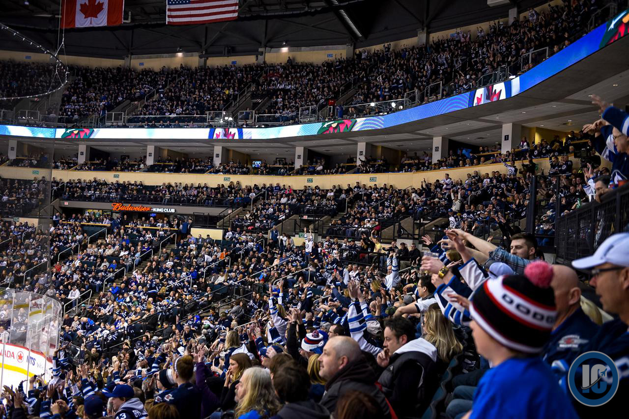 The wave at MTS Centre