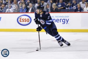 Nikolaj Ehlers heads up ice