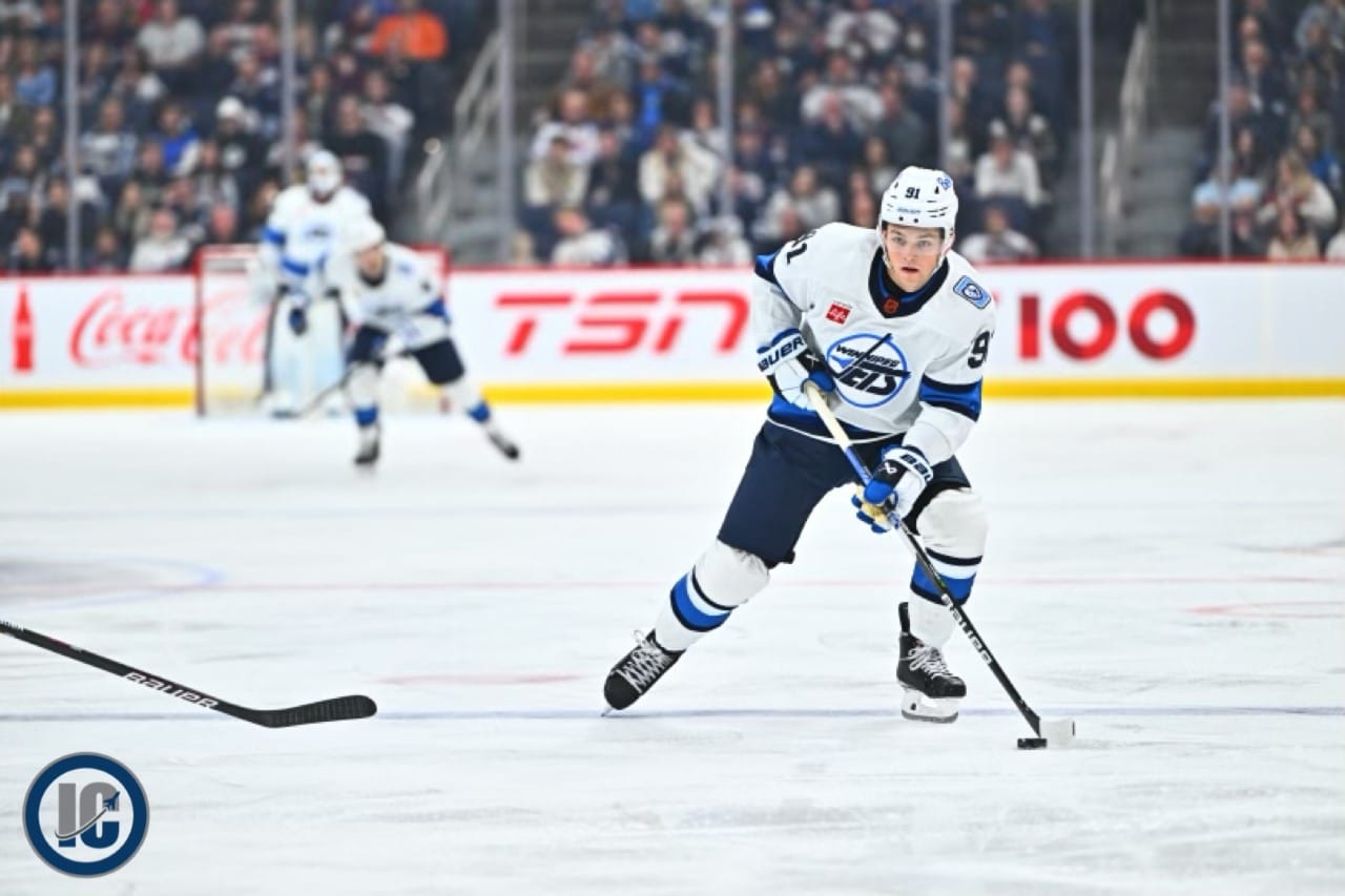 Winnipeg Jets Unveil 2022-23 Reverse Retro Jersey