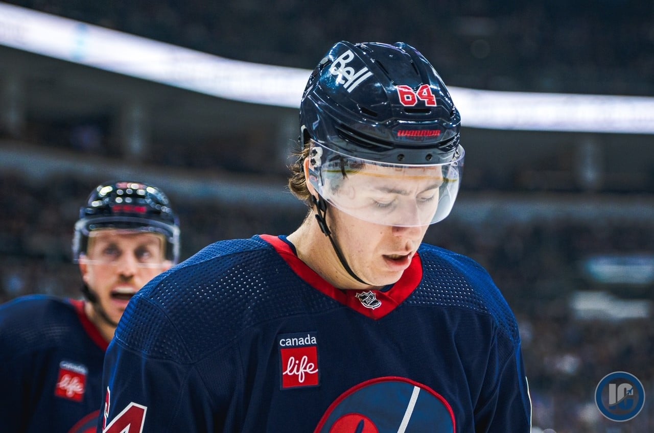 Connor extends streak, Winnipeg Jets hand Vancouver Canucks lopsided loss -  CHVNRadio: Southern Manitoba's hub for local and Christian news, and adult  contemporary Christian programming.
