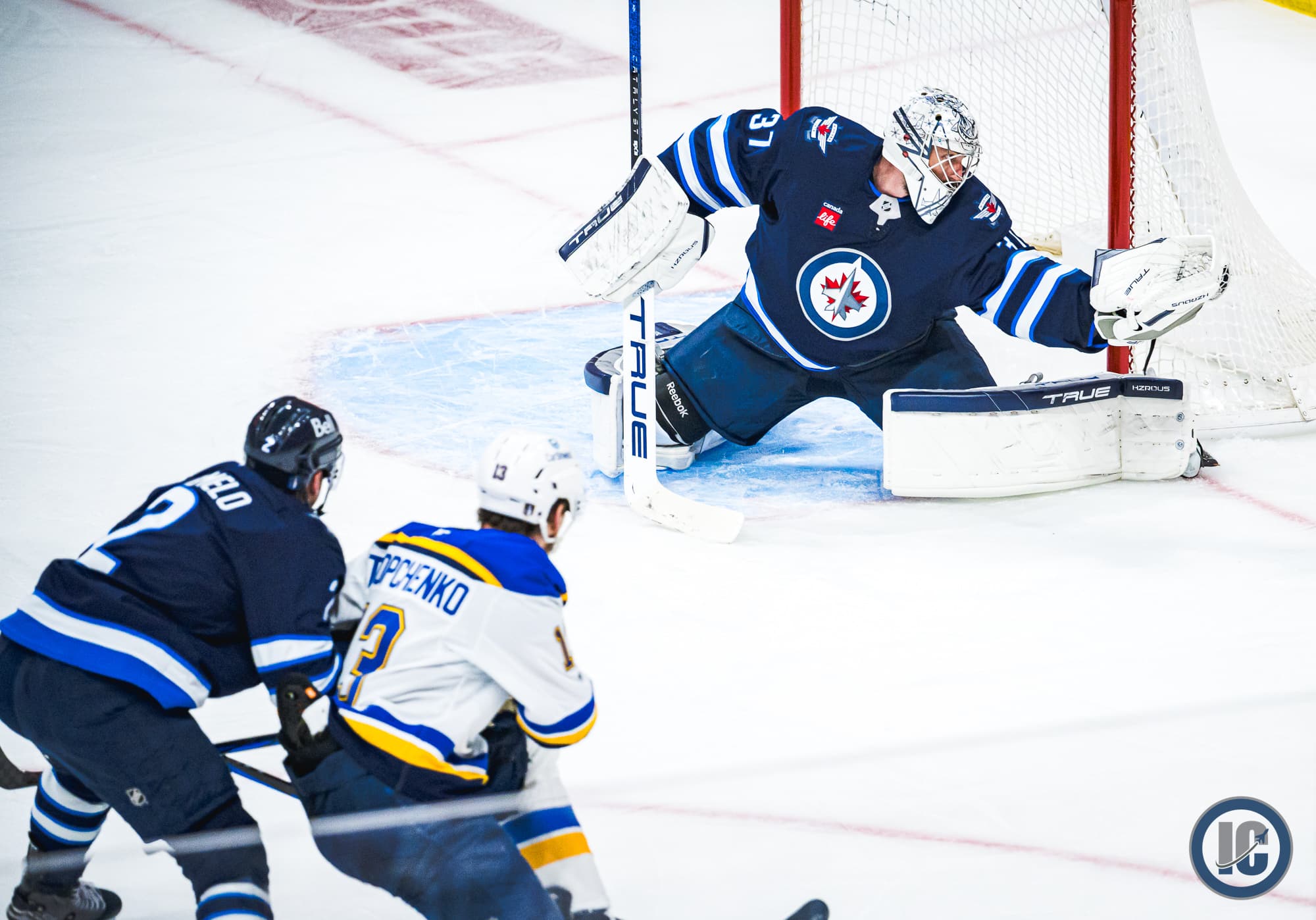 TSN | ‘Hellebuyck was that MVP for Jets’: Lu breaks down goalies’ poise as Winnipeg wins Game 2