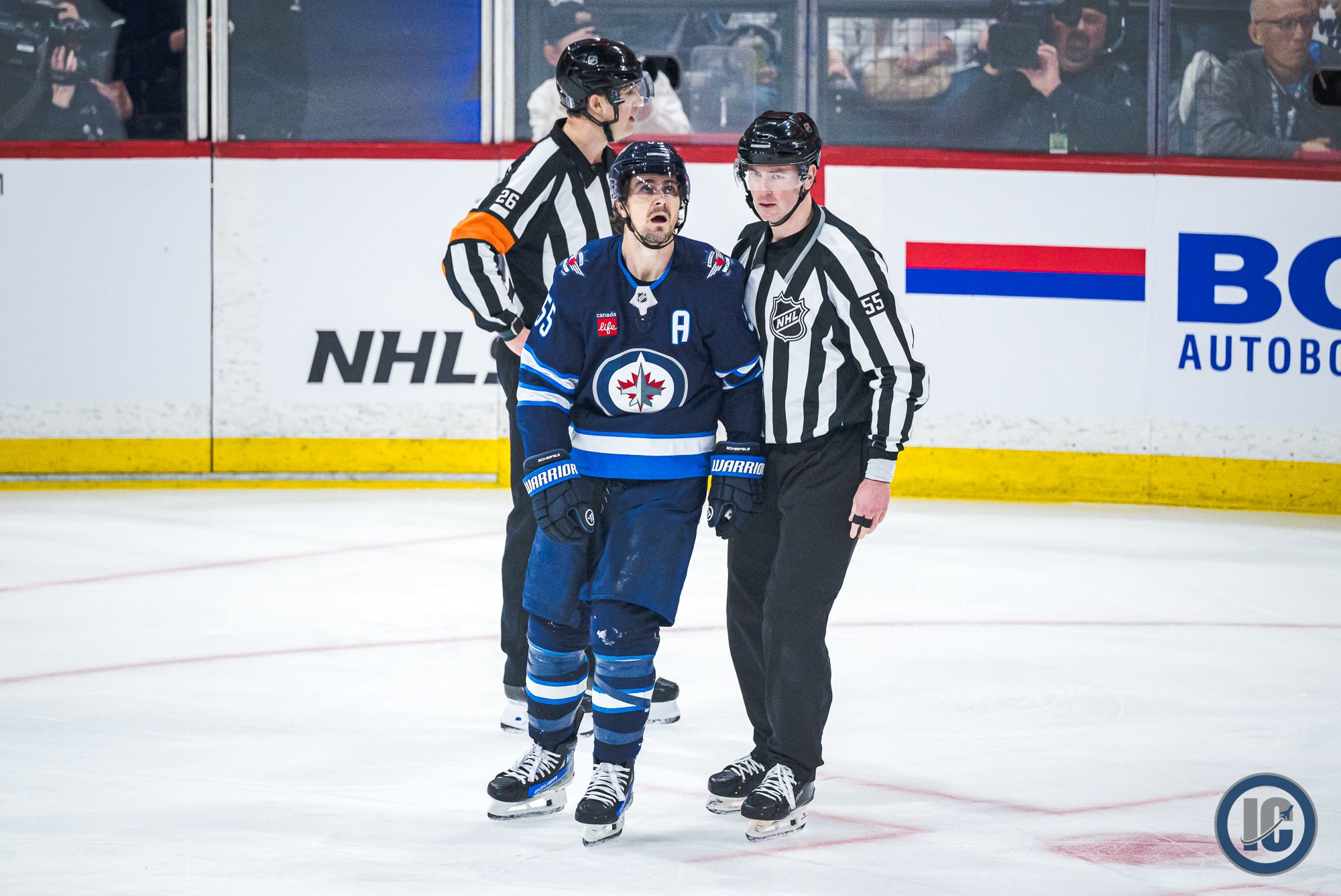 Jets coach Scott Arniel & Blues coach Jim Montgomery offer differing views of Mark Scheifele situation