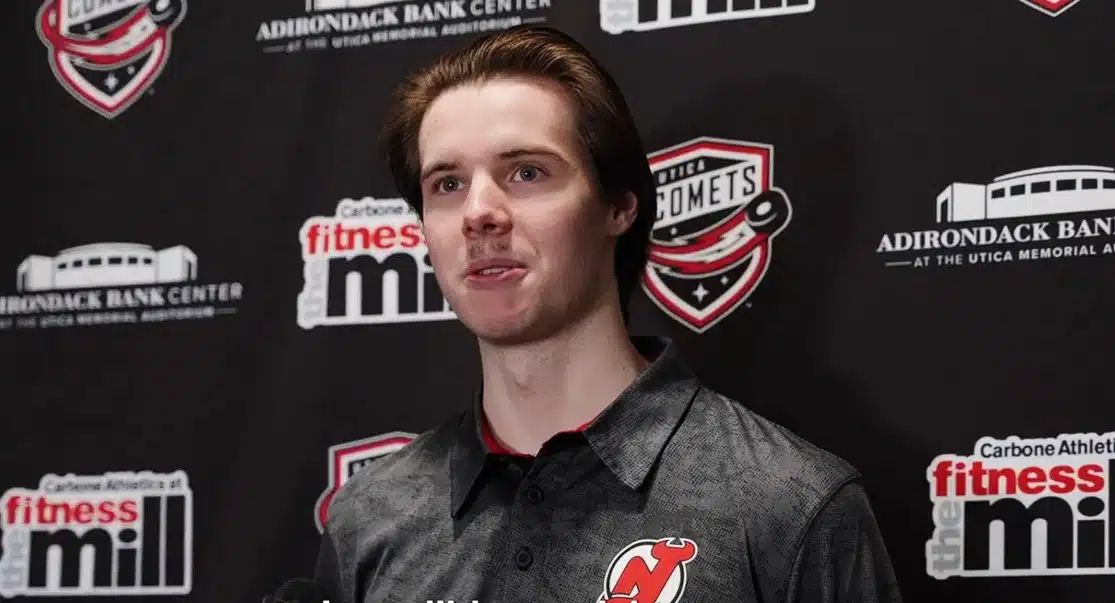 Winnipeg Jets sign Isaac Poulter to a one-year contract